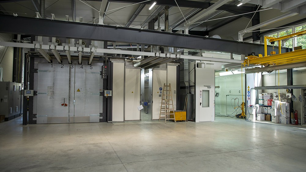 Neue Halle Pulver Und Lackieren